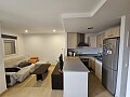 Bungalow met 2 slaapkamers op de bovenste verdieping in Condado de Alhama in Ole International