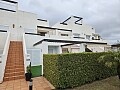 Bungalow met 2 slaapkamers op de bovenste verdieping in Condado de Alhama in Ole International