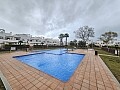 Bungalow met 2 slaapkamers op de bovenste verdieping in Condado de Alhama in Ole International
