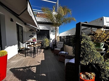 3 bedroom detached townhouse in Ciudad Quesada in Ole International